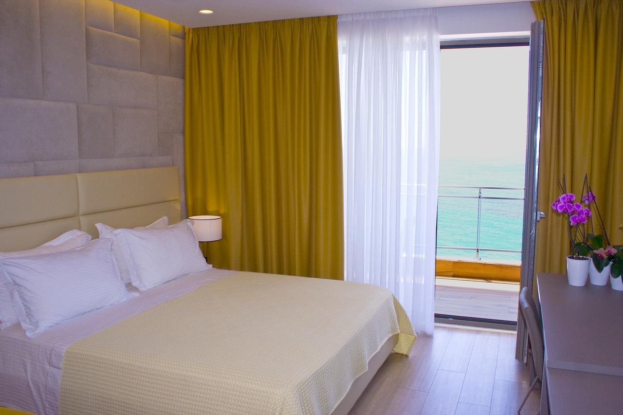 Hotel Morina Palace Dhërmi Eksteriør billede