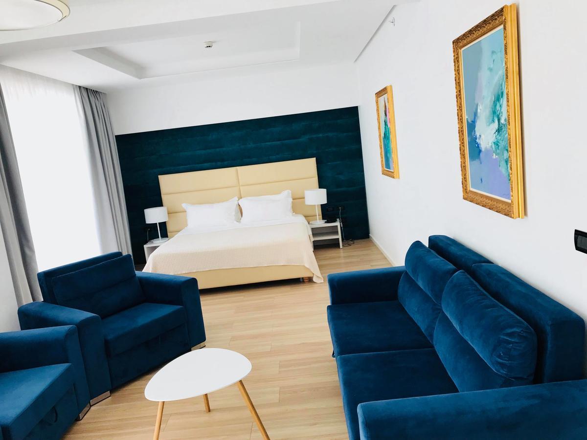 Hotel Morina Palace Dhërmi Eksteriør billede