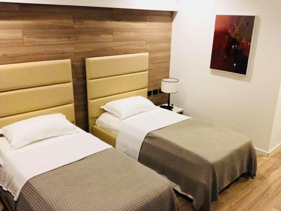 Hotel Morina Palace Dhërmi Eksteriør billede